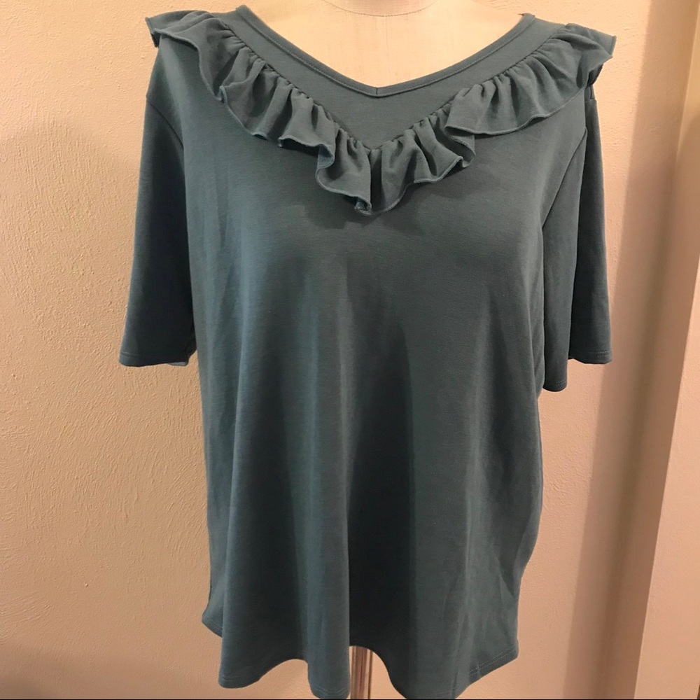 Loveappella Ruffle Top